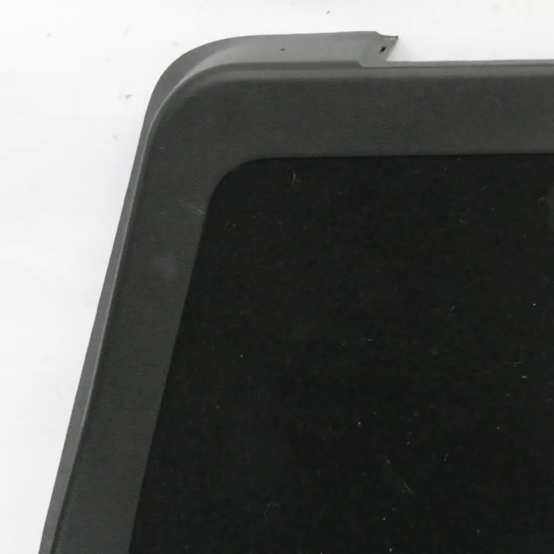 Mercedes ML W164 Couvercle de coffre arrière Couvercle de hayon Intérieur Noir - SKU A1647401770 - Numéro de pièce A1647401770