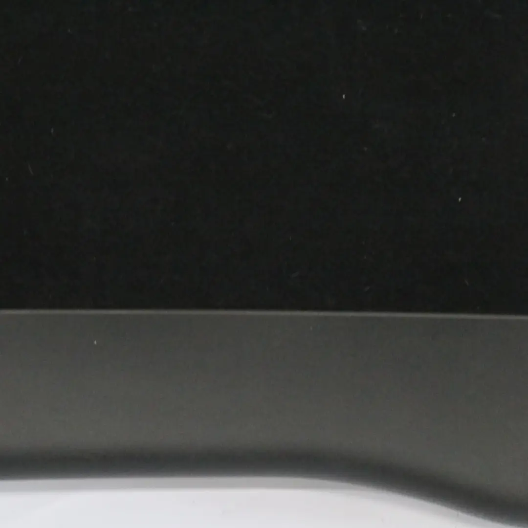 Mercedes ML W164 Couvercle de coffre arrière Couvercle de hayon Intérieur Noir - SKU A1647401770 - Numéro de pièce A1647401770