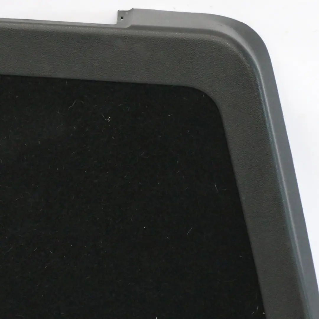 Mercedes ML W164 Couvercle de coffre arrière Couvercle de hayon Intérieur Noir - SKU A1647401770 - Numéro de pièce A1647401770
