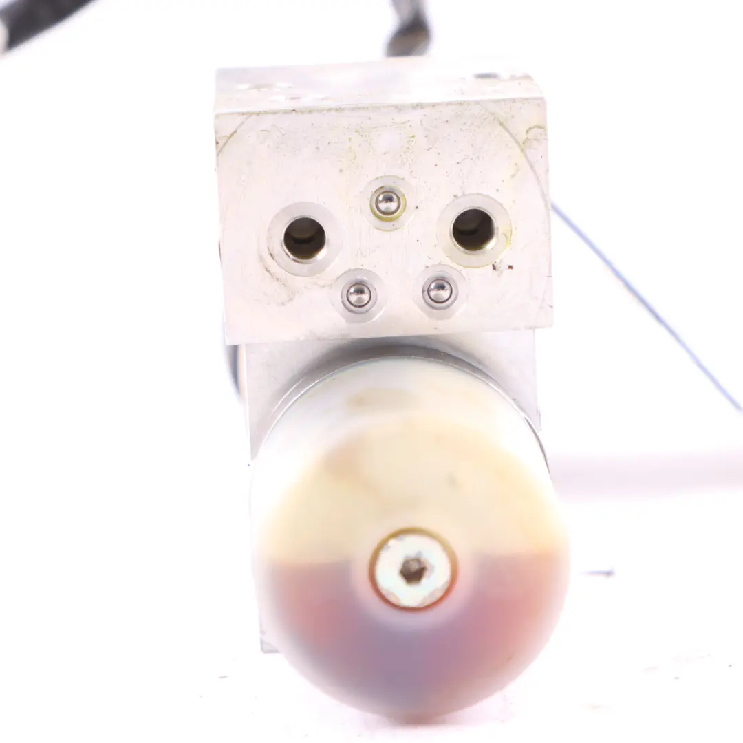 Boot Hydraulic Rear Pump to Mercedes W164 Tailgate with Part number A1648000248 Mercedes W164 Tailgate Boot Hydraulic Rear Pump - SKU A1648000248 - Part number A1648000248