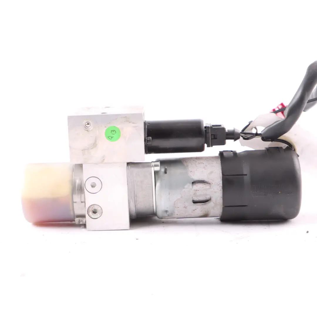 Boot Hydraulic Rear Pump to Mercedes W164 Tailgate with Part number A1648000248 Mercedes W164 Tailgate Boot Hydraulic Rear Pump - SKU A1648000248 - Part number A1648000248