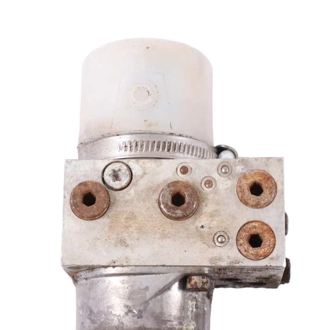 Portón trasero Bomba Hidráulica Tapa Muelle Puntal para Mercedes W164 con número de pieza A1648003048 Mercedes W164 Portón trasero Bomba Hidráulica Tapa Muelle Puntal - SKU A1648003048 - Número de pieza A1648003048