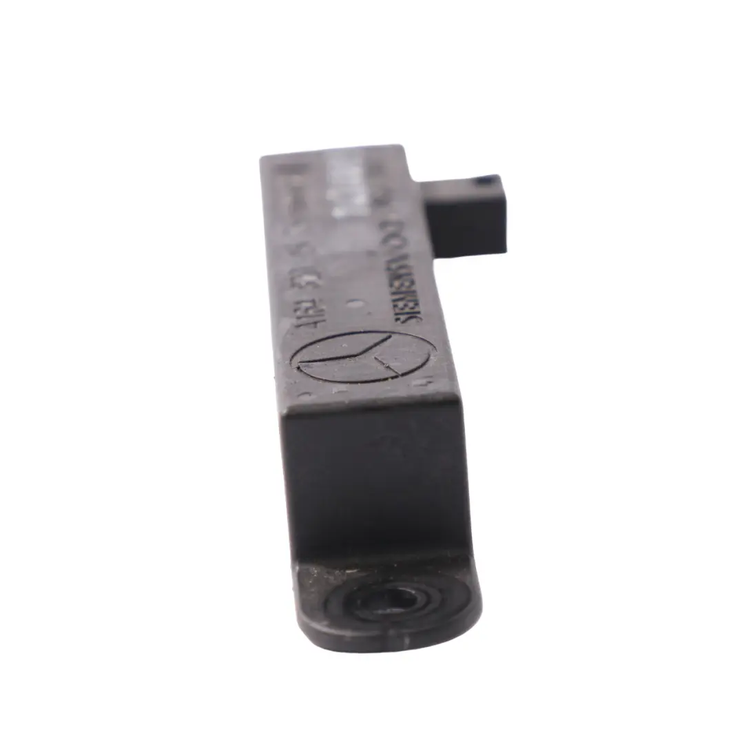 Keyless Go Antenne Eintrag Antenne Steuergerät für Mercedes ML W164 W221 mit Teilenummer A1648201575 Mercedes ML W164 W221 Keyless Go Antenne Eintrag Antenne Steuergerät - SKU A1648201575 - Teilenummer A1648201575