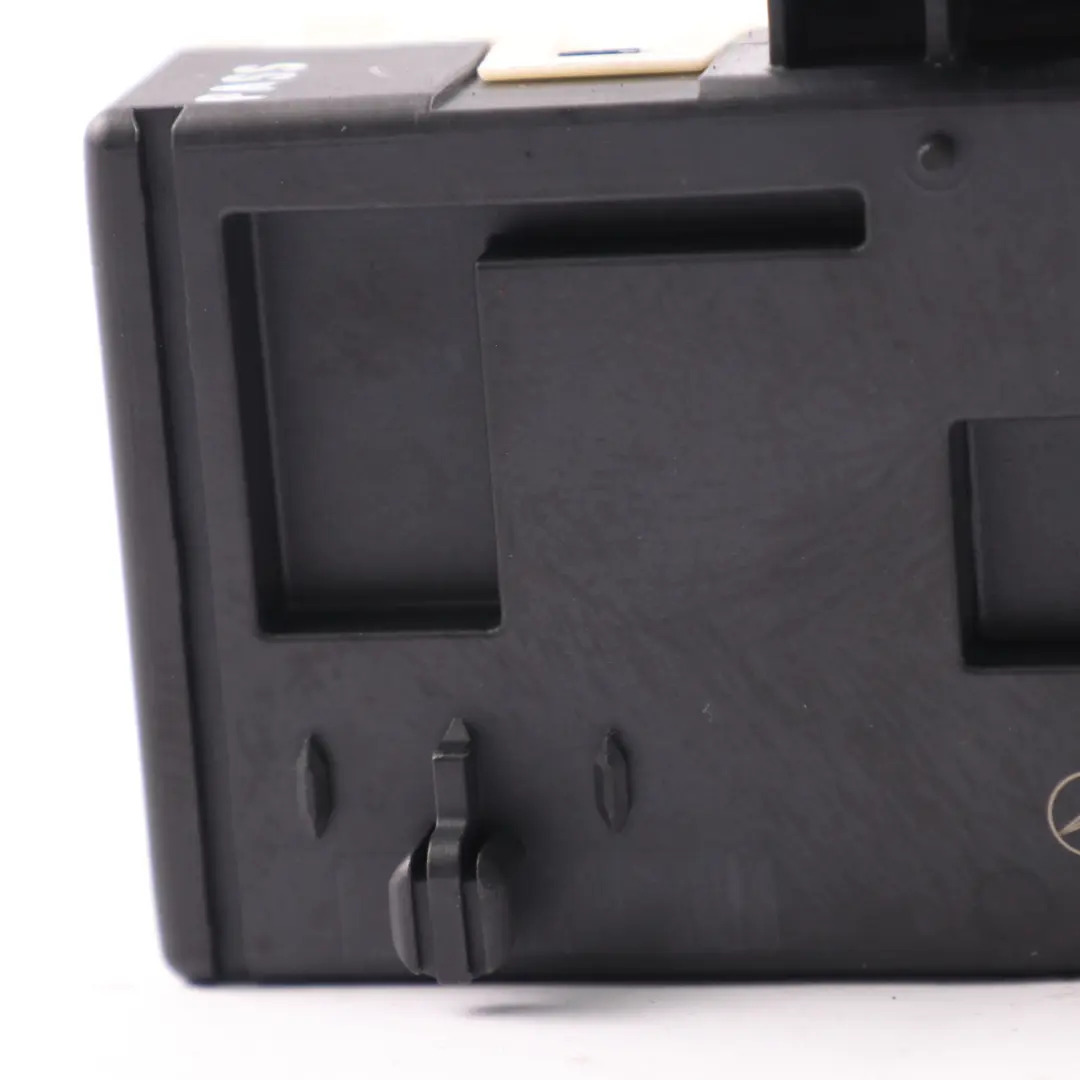 Module Commande Couvercle Coffre Hayon pour Mercedes W164 à propos du numéro de pièce A1648702726 Mercedes W164 Module Commande Couvercle Coffre Hayon - SKU A1648702726 - Numéro de pièce A1648702726