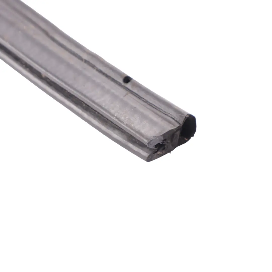 Joint étanchéité caoutchouc pour capot moteur pour Mercedes W164 à propos du numéro de pièce A1648890198 Mercedes W164 Joint étanchéité caoutchouc pour capot moteur - SKU A1648890198 - Numéro de pièce A1648890198