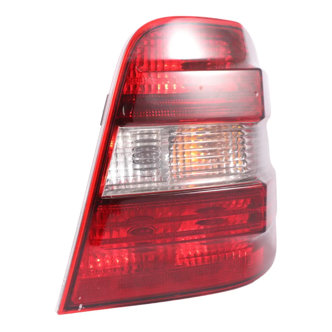 Luz Trasera Trasera Derecha Lámpara Panel Lateral para Mercedes ML W164 con número de pieza A1649060800 Mercedes ML W164 Luz Trasera Trasera Derecha Lámpara Panel Lateral - SKU A1649060800-2 - Número de pieza A1649060800
