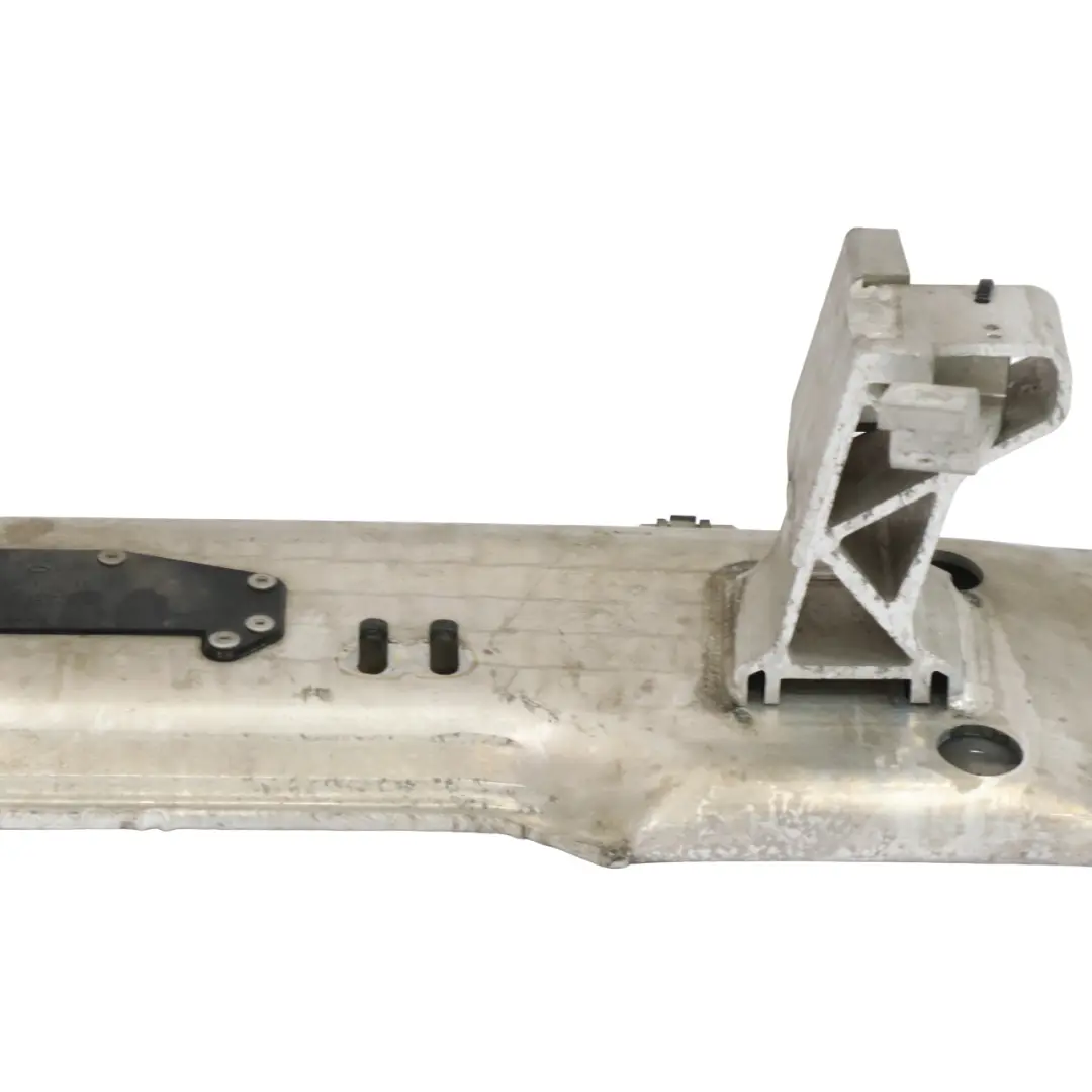 Getriebe Halterung für Mercedes C292 mit Teilenummer A1662400600 Mercedes C292 Getriebe Halterung - SKU A1662400600 - Teilenummer A1662400600