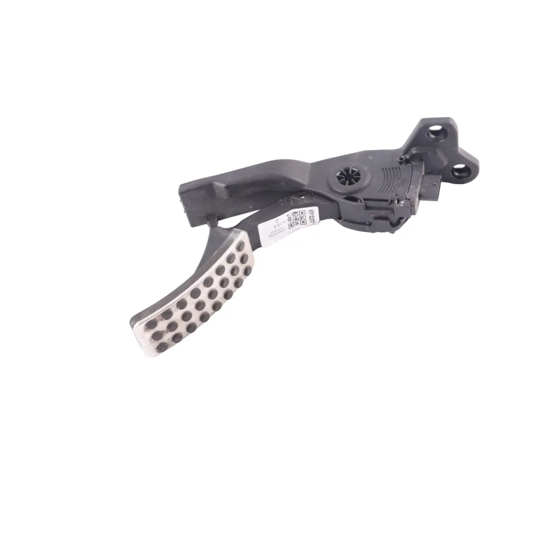 Accelerator Pedal Mercedes ML W166 Throttle Pedal Gas to with Part number A1663000204 Accelerator Pedal Mercedes ML W166 Throttle Pedal Gas - SKU A1663000204 - Part number A1663000204