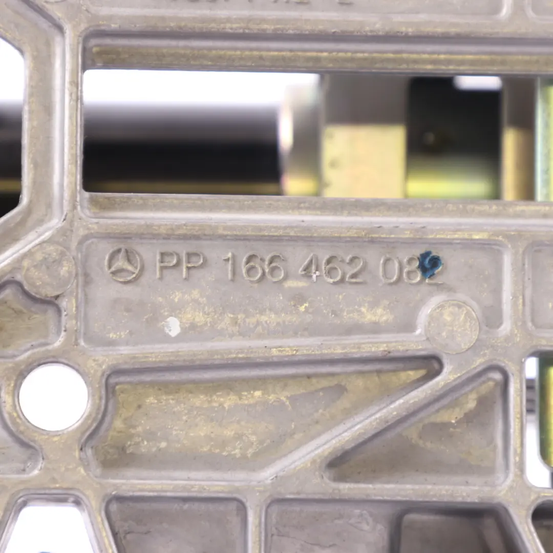 Steering Shaft Steering Column to Mercedes W166 GLE with Part number A1664601016 Mercedes W166 GLE Steering Shaft Steering Column - SKU A1664601016 - Part number A1664601016