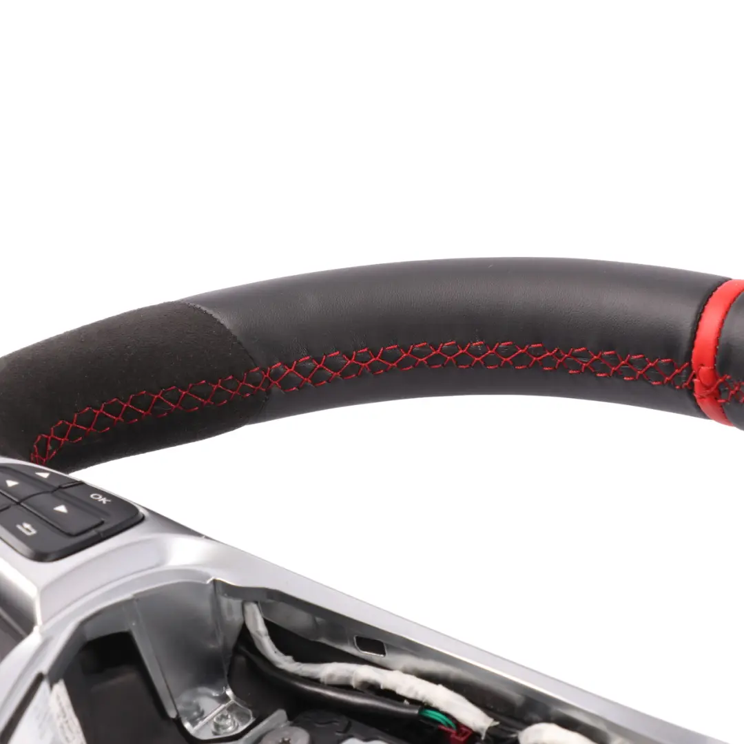 NUOVO NERO Pelle Alcantara Cambio al Volante per Volante Mercedes C117 W166 W176 AMG con numero di parte A1664601518 Volante Mercedes C117 W166 W176 AMG NUOVO NERO Pelle Alcantara Cambio al Volante - SKU A1664601518-1 - Numero di parte A1664601518