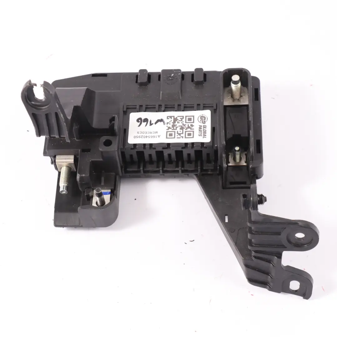 Prefuse Box F32/4 Power Distribution Box to Mercedes W166 with Part number A1665402950 Mercedes W166 Prefuse Box F32/4 Power Distribution Box - SKU A1665402950 - Part number A1665402950