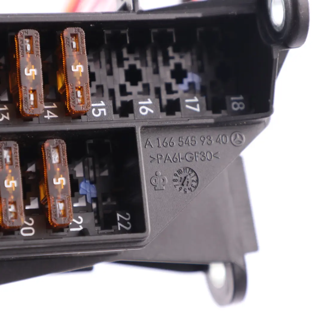 Mercedes W166 C292 Caja de Fusibles Relé Unidad de Control Módulo - SKU A1665459340 - Número de pieza A1665459340