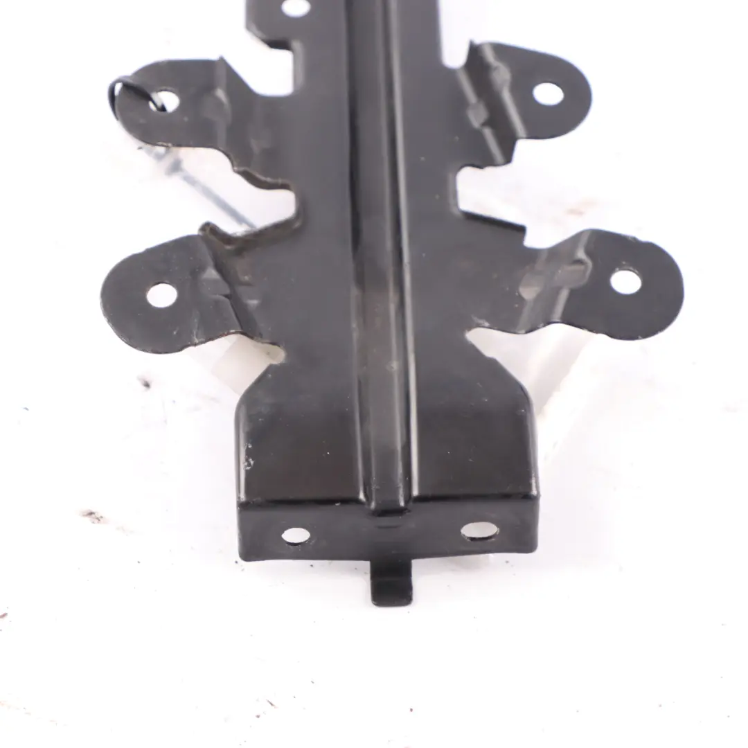 W292 Abstands Sensor Halterung Kühler Halterung für Mercedes W166 mit Teilenummer A1666264031 Mercedes W166 W292 Abstands Sensor Halterung Kühler Halterung - SKU A1666264031 - Teilenummer A1666264031