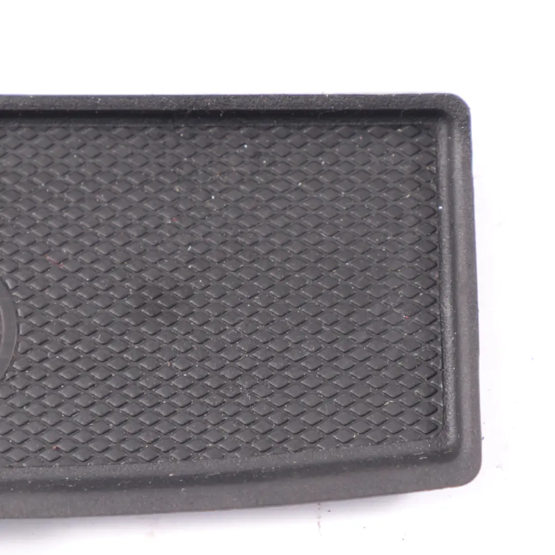 Einsatz Hinten Ablagematte Mittelkonsole für Mercedes ML W166 mit Teilenummer A1666831094 Mercedes ML W166 Einsatz Hinten Ablagematte Mittelkonsole - SKU A1666831094 - Teilenummer A1666831094