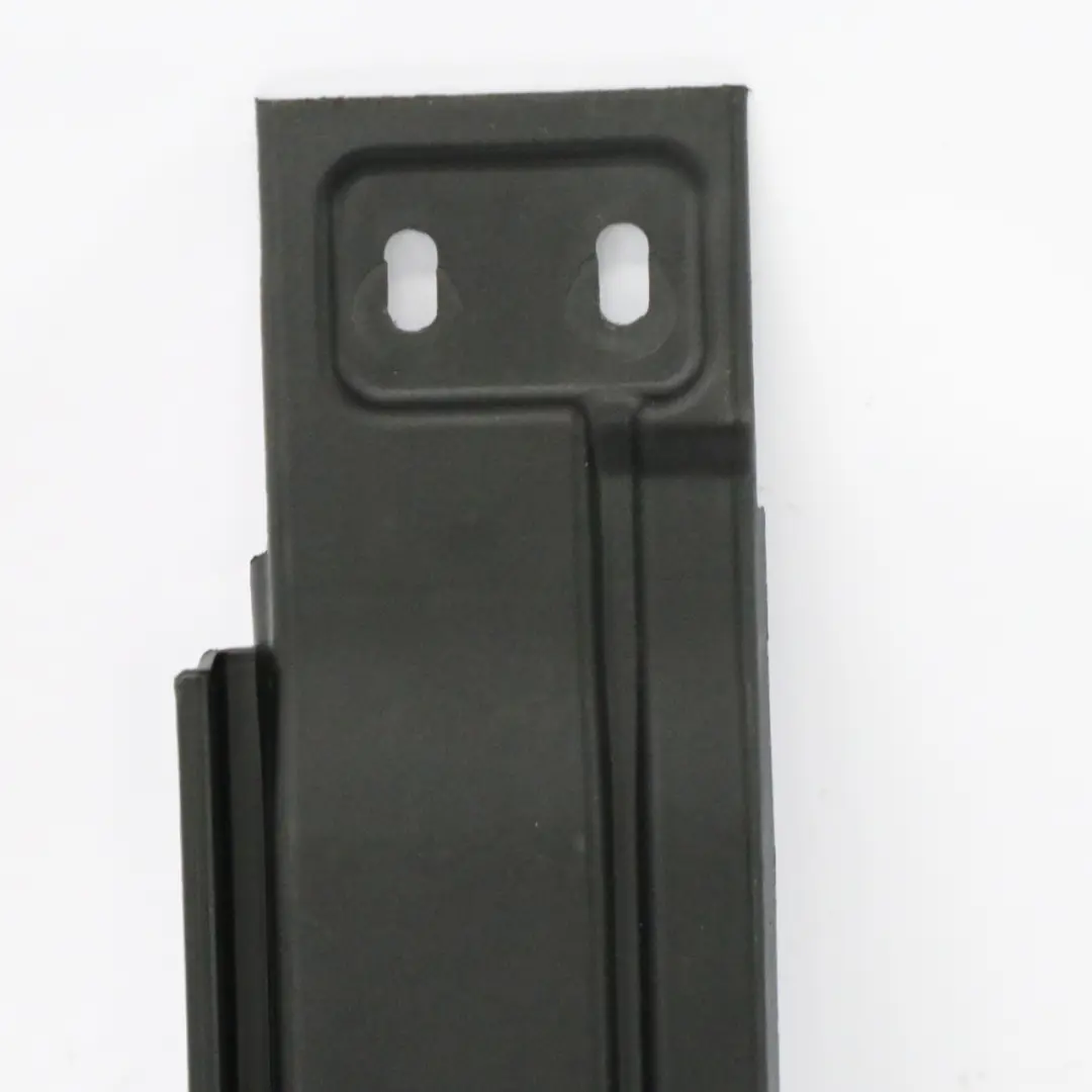 Mercedes C292 Boot Kofferraum Leiste Halterung Montage Panel rechts - SKU A1666842800 - Teilenummer A1666842800