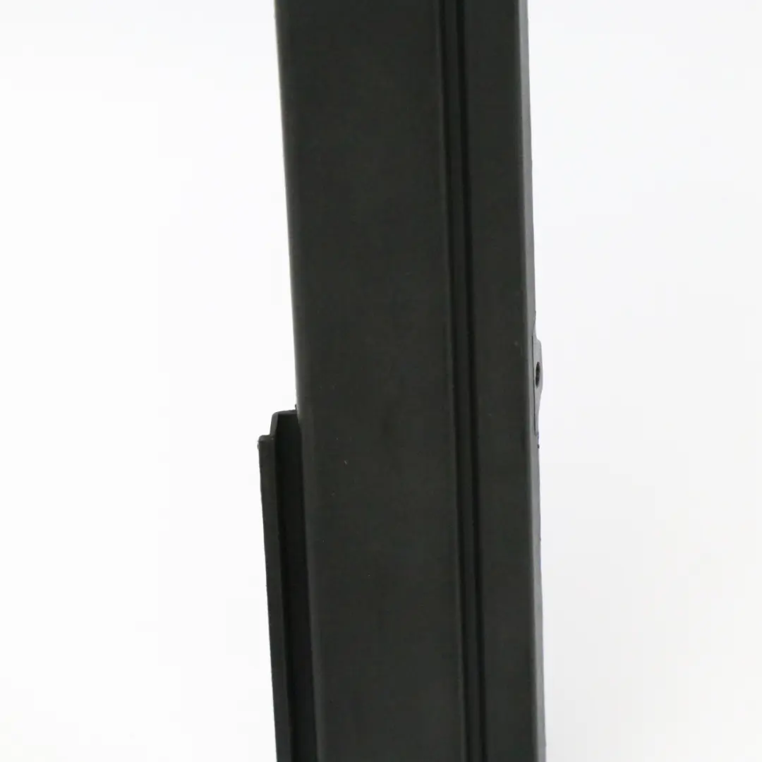 Mercedes C292 Embellecedor del panel de montaje del maletero derecho - SKU A1666842800 - Número de pieza A1666842800