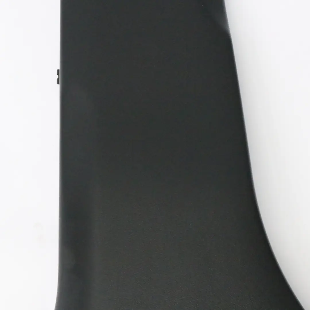 Tapa Pilar B Mercedes C292 Interior Moldura Inferior Izquierda Negro para con número de pieza A1666900025 Tapa Pilar B Mercedes C292 Interior Moldura Inferior Izquierda Negro - SKU A1666900025 - Número de pieza A1666900025