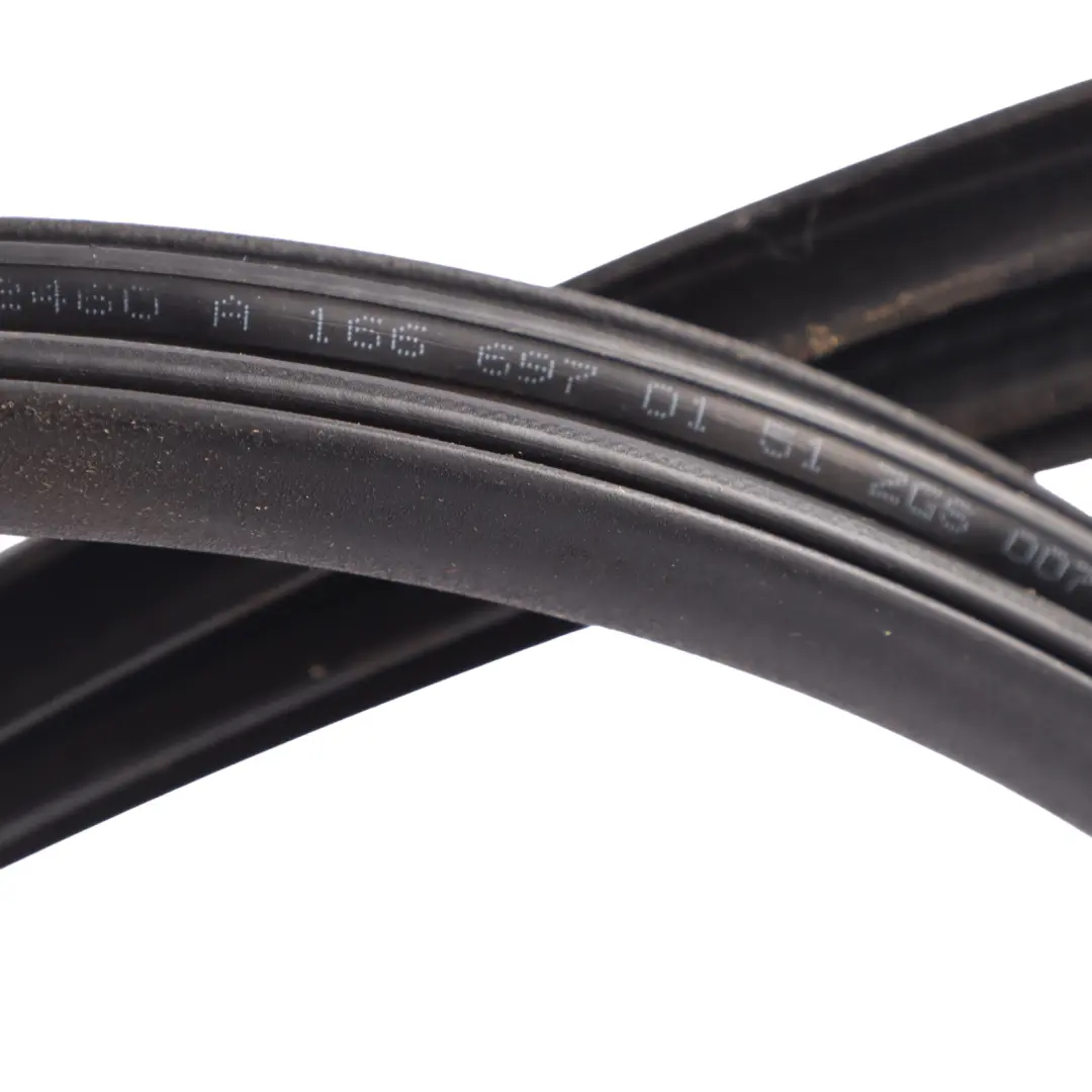Mercedes ML W166 Joint Protection Porte Arrière Droite Gauche - SKU A1666970151 - Numéro de pièce A1666970151