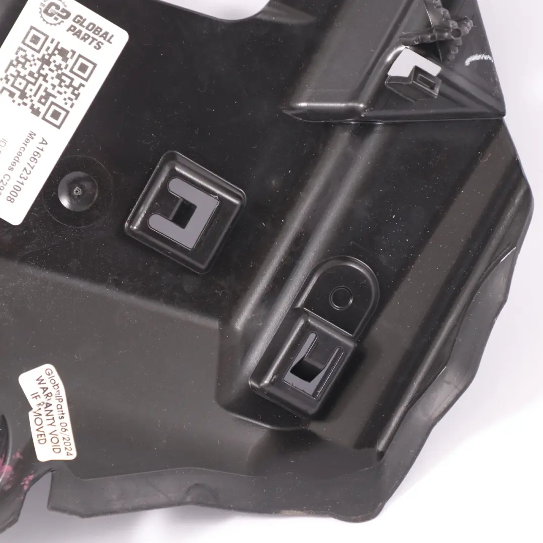 Front Door Lock Right O/S Cover to Mercedes ML W166 GLE C292 with Part number A1667231008 Mercedes ML W166 GLE C292 Front Door Lock Right O/S Cover - SKU A1667231008 - Part number A1667231008