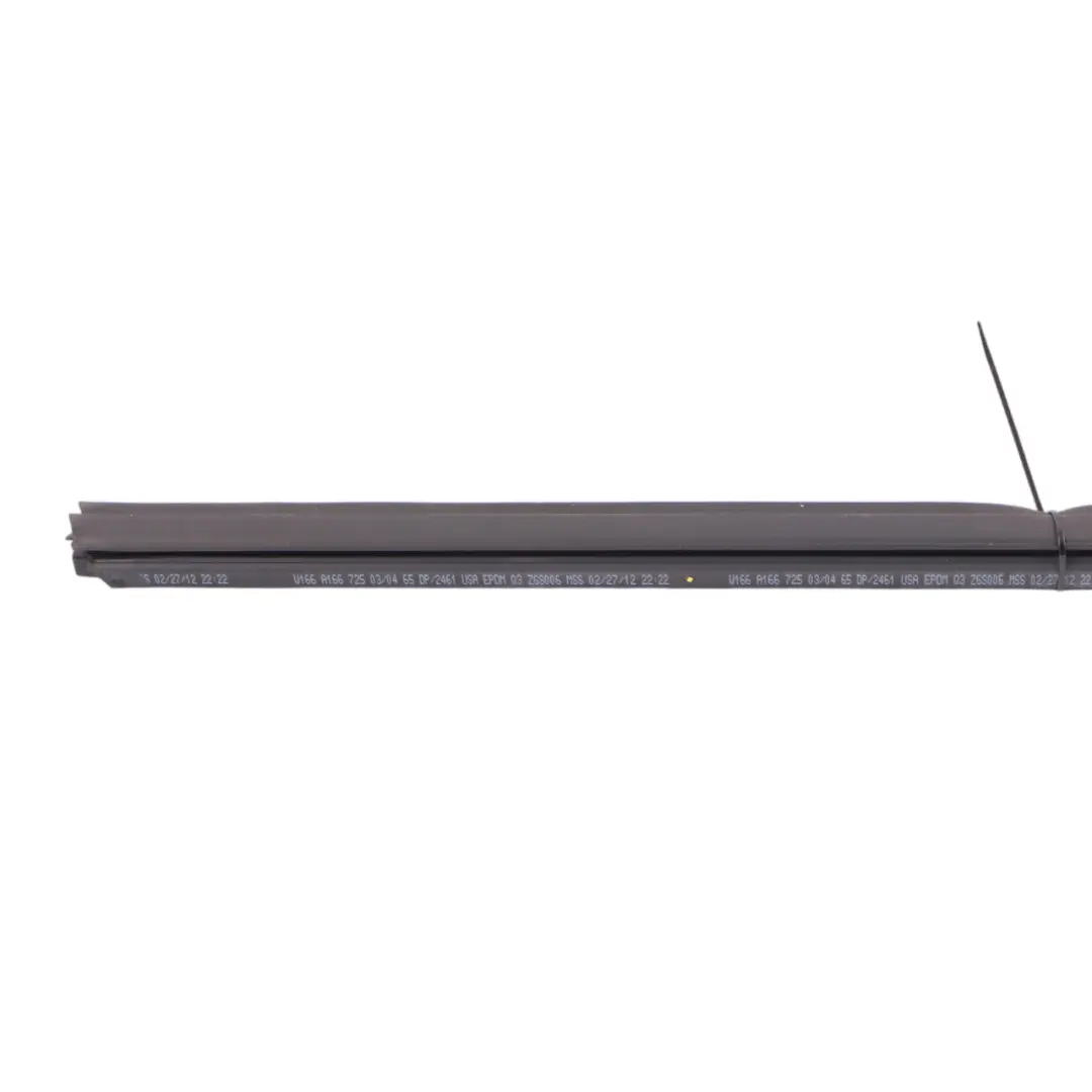 Mercedes W166 Joint d'étanchéité intérieur avant gauche fenêtre - SKU A1667250365 - Numéro de pièce A1667250365