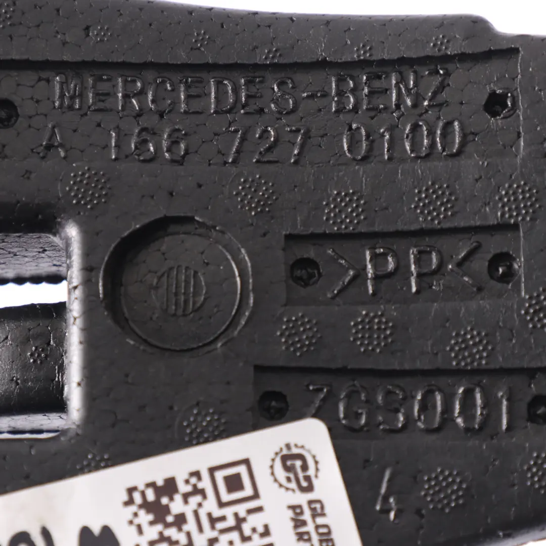 Refuerzo Puerta Delantera Izquierda Espuma Aislante para Mercedes W166 con número de pieza A1667270100 Mercedes W166 Refuerzo Puerta Delantera Izquierda Espuma Aislante - SKU A1667270100 - Número de pieza A1667270100