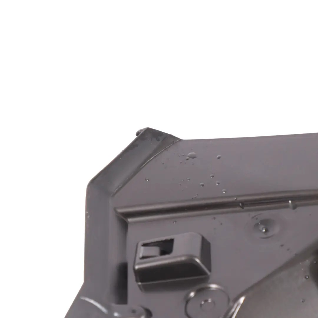 Serratura Porta Coperchio Trim Posteriore Sinistro per Mercedes W166 con numero di parte A1667330708 Mercedes W166 Serratura Porta Coperchio Trim Posteriore Sinistro - SKU A1667330708 - Numero di parte A1667330708