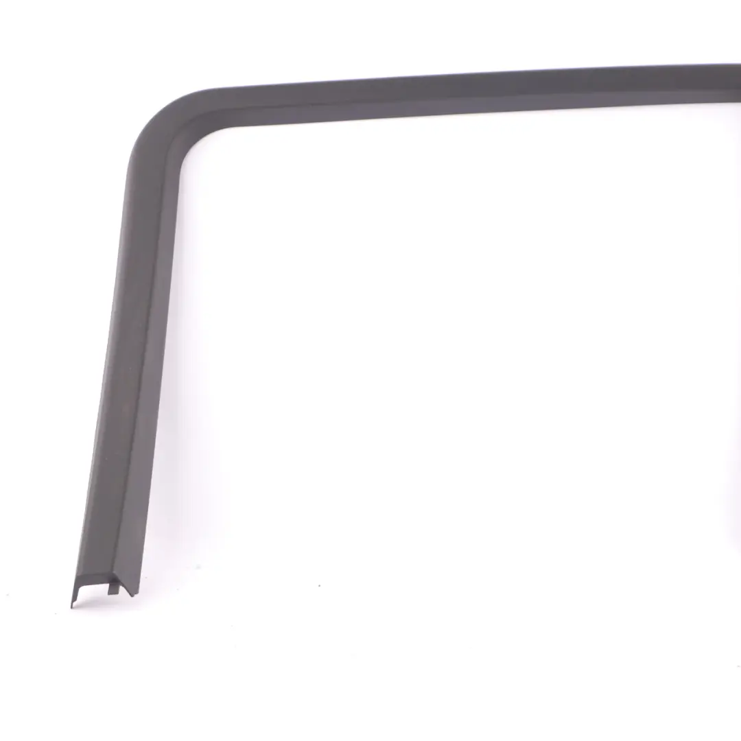 Mercedes ML W166 Guide Garniture Porte Arrière Noir Droit - SKU A1667370280 - Numéro de pièce A1667370280