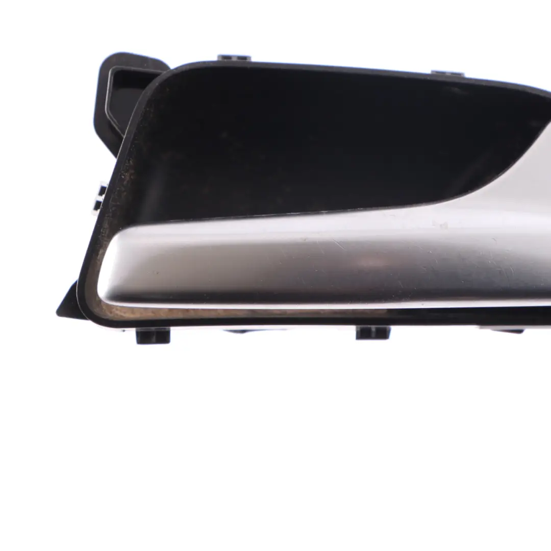 Innenraum Tür Griff Vorne Rechts Trim Panel für Mercedes W166 mit Teilenummer A1667600661 Mercedes W166 Innenraum Tür Griff Vorne Rechts Trim Panel - SKU A1667600661 - Teilenummer A1667600661
