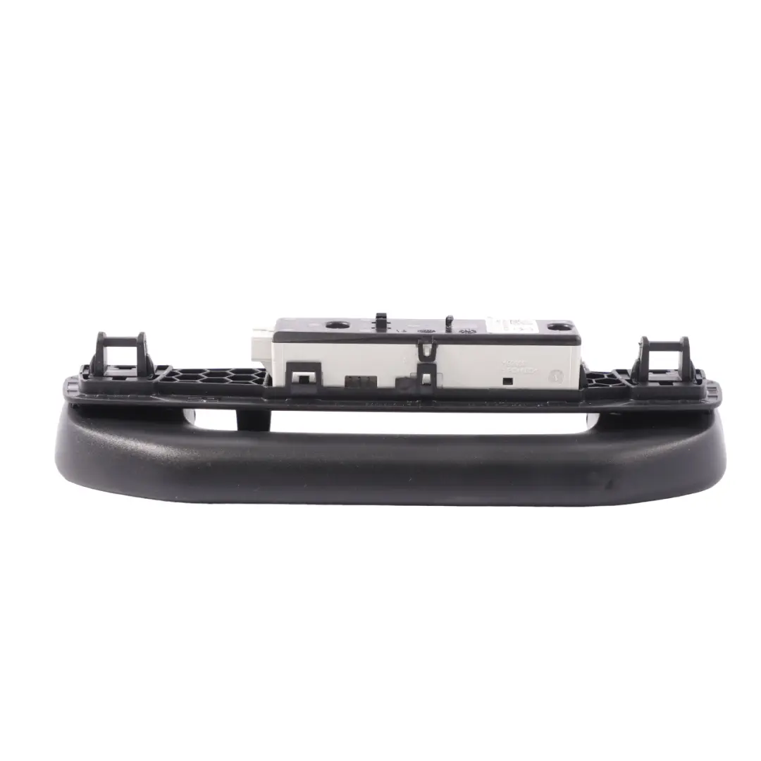  Poignée toit Mercedes W246 W213 intérieure Lampe arrière droite A0998150100 - SKU A1668100654-1 - Numéro de pièce A1668100654