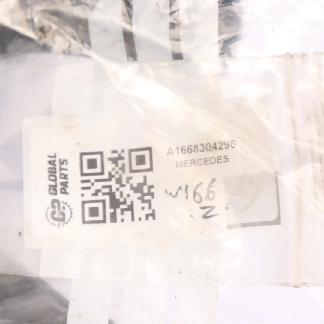 Mercedes W166 W292 Motor Intercambiador Calor Manguera Refrigerante - SKU A1668304296 - Número de pieza A1668304296