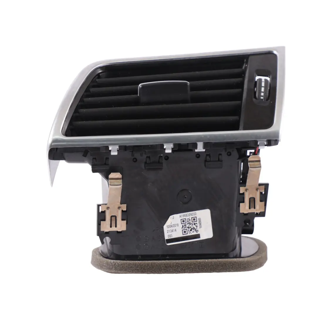 Vent Mercedes GLE C292 ML W166 Dashboard Right O/S Air Duct to Air with Part number A1668309200 Air Vent Mercedes GLE C292 ML W166 Dashboard Right O/S Air Duct - SKU A1668309200 - Part number A1668309200