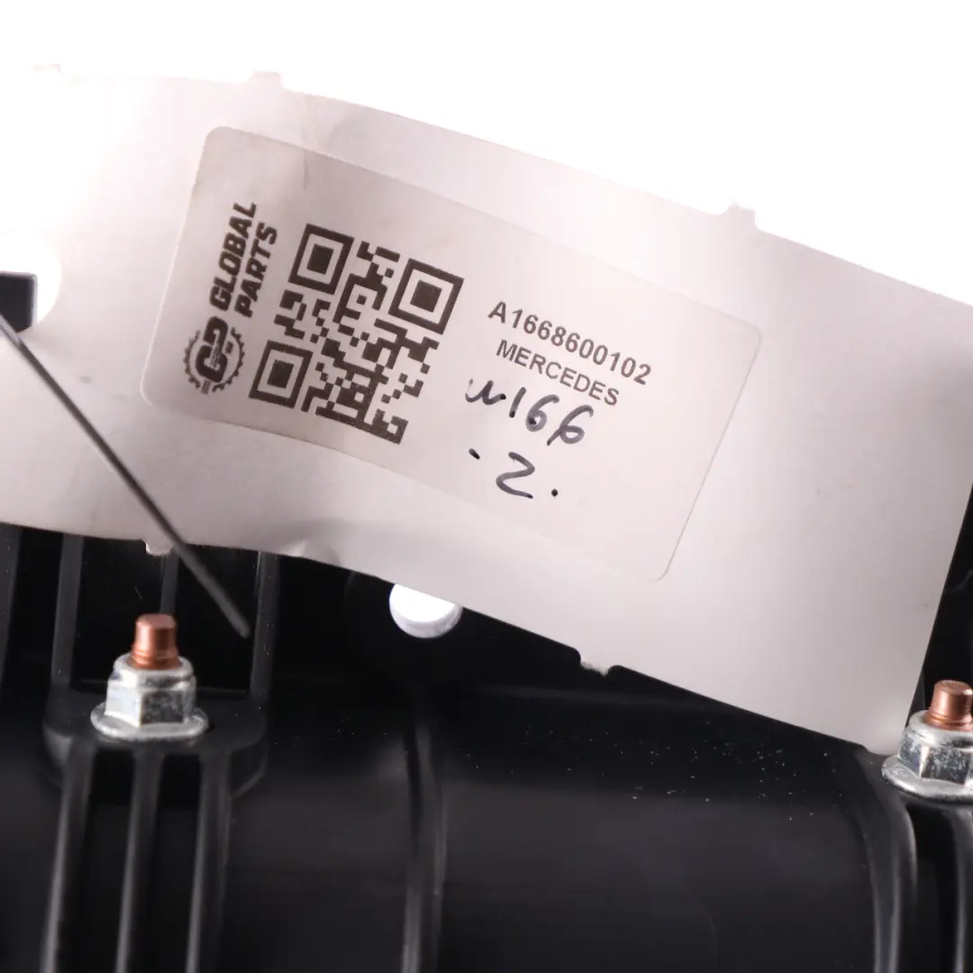 Cruscotto Protezione Ginocchio Anteriore Modulo Aria per Mercedes W166 con numero di parte A1668600102 Mercedes W166 Cruscotto Protezione Ginocchio Anteriore Modulo Aria - SKU A1668600102 - Numero di parte A1668600102