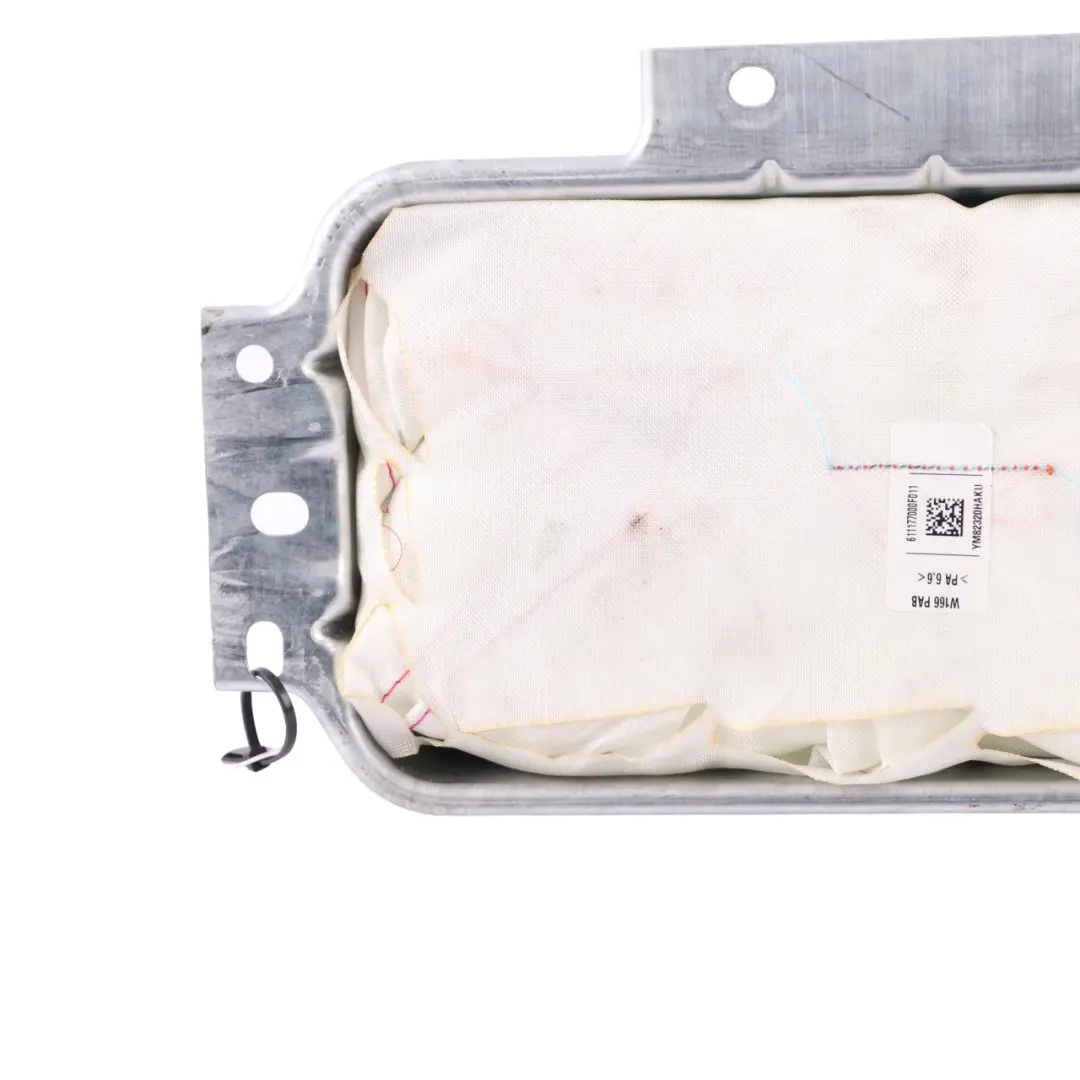 Mercedes ML W166 Module D'Air Comprimé Tableau De Bord Côté Passager - SKU A1668600302 - Numéro de pièce A1668600302