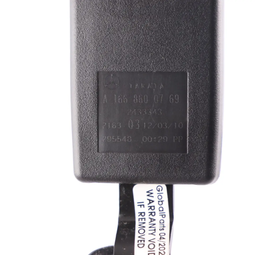 Zapięcie Zapinka Pasa Lewy Tył Czarny do Mercedes W166 o numerze A1668600769 Mercedes W166 Zapięcie Zapinka Pasa Lewy Tył Czarny - SKU A1668600769 - Numer Części A1668600769