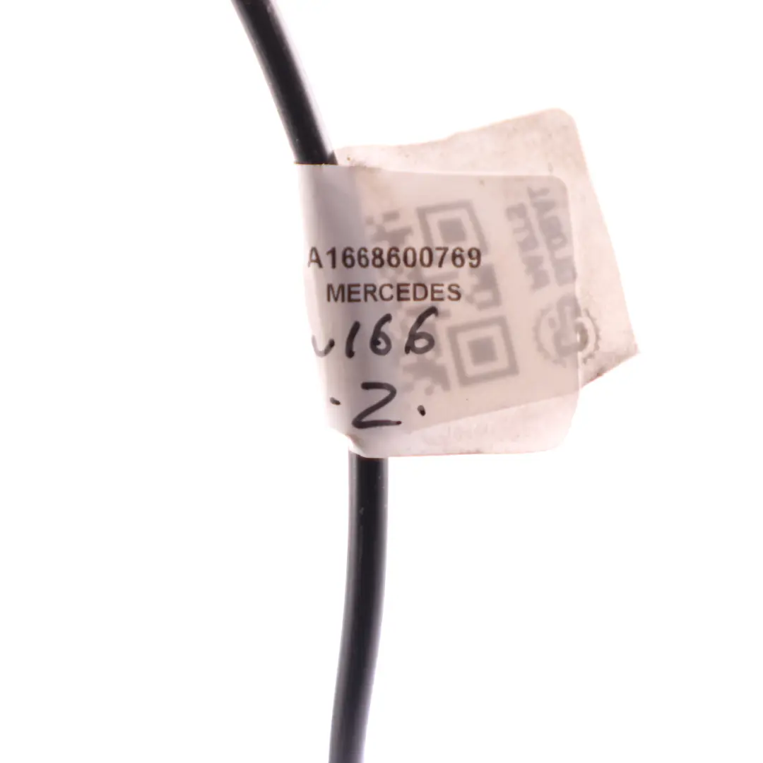  Loquet ceinture Mercedes W166 Attrape ceinture sécurité gauche Noir - SKU A1668600769 - Numéro de pièce A1668600769