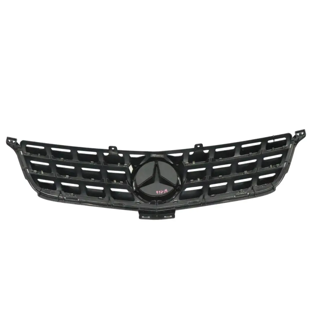 Mercedes ML W166 Capot Grille Barre radiateur avant d'habillage noir chromé - SKU A1668800085 - Numéro de pièce A1668800085