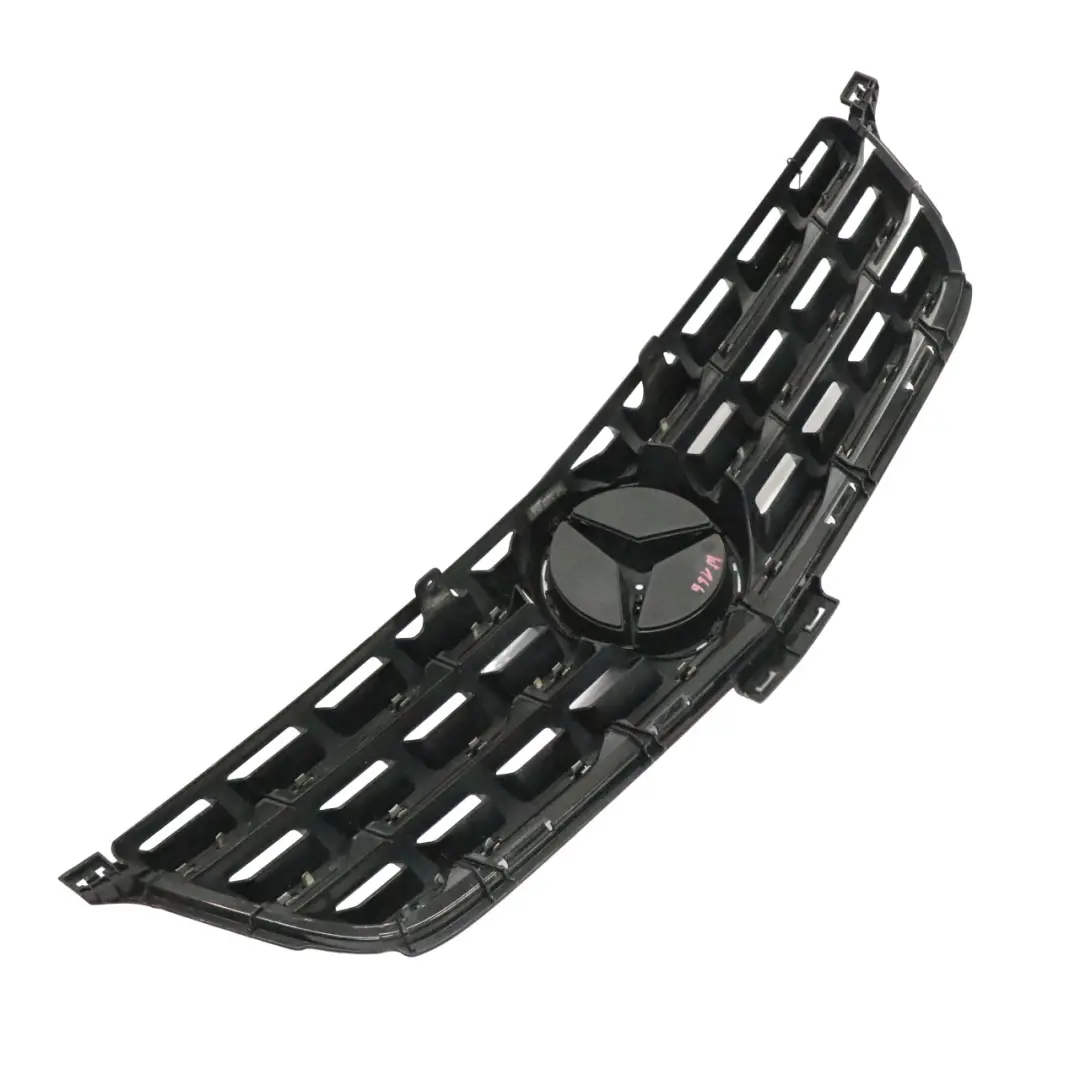 Mercedes ML W166 Capot Grille Barre radiateur avant d'habillage noir chromé - SKU A1668800085 - Numéro de pièce A1668800085