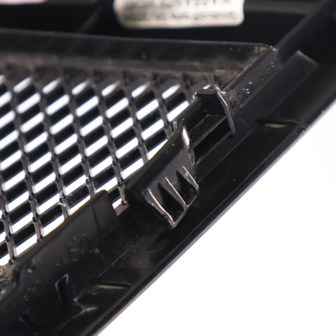 Grille de capot Mercedes GLE C292 ML W166 Cache entrée d'air gauche pour à propos du numéro de pièce A1668800105 Grille de capot Mercedes GLE C292 ML W166 Cache entrée d'air gauche - SKU A1668800105 - Numéro de pièce A1668800105