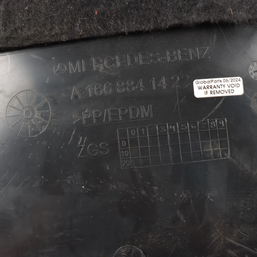 Osłona Nadkola Tylna Prawa Prawy Tył do Mercedes W166 o numerze A1668841422 Mercedes W166 Osłona Nadkola Tylna Prawa Prawy Tył - SKU A1668841422 - Numer Części A1668841422
