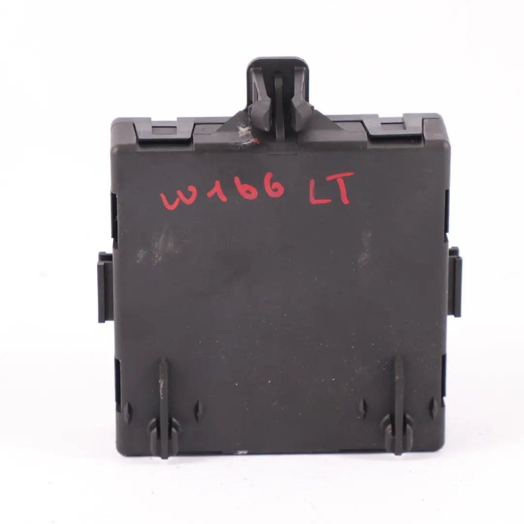 Türmodul Hinten Links Steuergerät ECU für Mercedes W166 mit Teilenummer A1669005412 Mercedes W166 Türmodul Hinten Links Steuergerät ECU - SKU A1669005412 - Teilenummer A1669005412