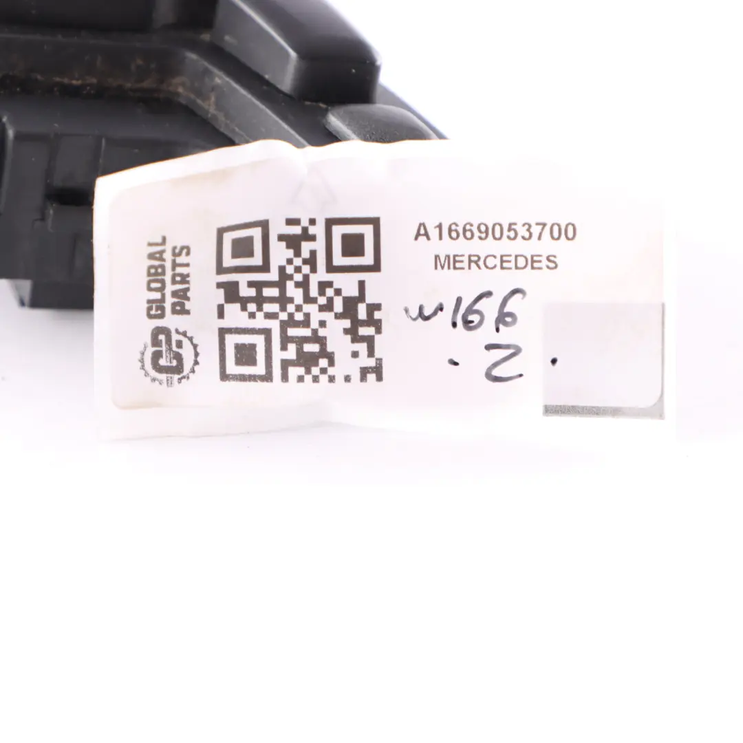 Interruptor ajuste del asiento Mercedes W166 Tarjeta puerta delantera izquierda para con número de pieza A1669053700 Interruptor ajuste del asiento Mercedes W166 Tarjeta puerta delantera izquierda - SKU A1669053700 - Número de pieza A1669053700
