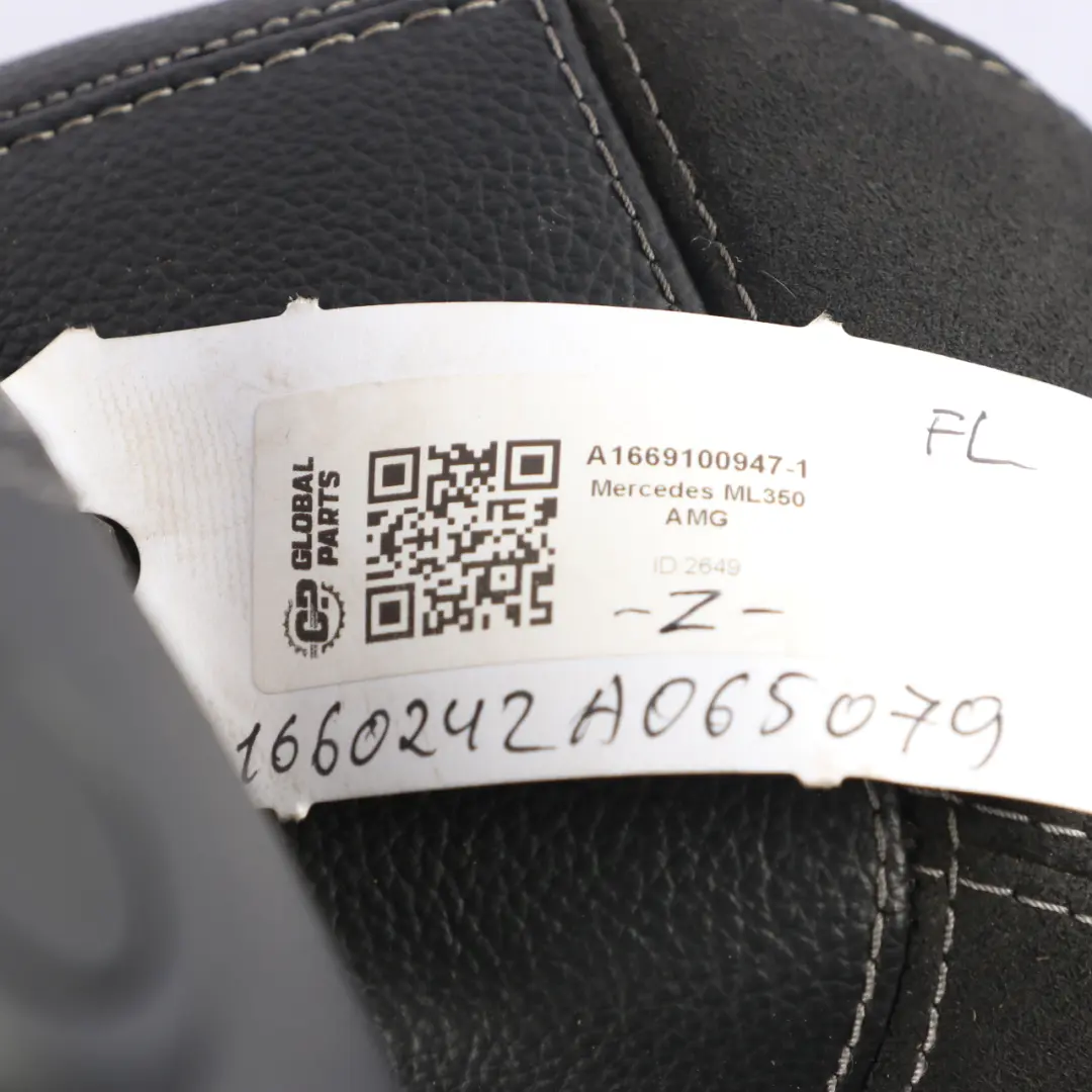 Sedile anteriore sportivo sinistro riscaldato tessuto nero per Mercedes ML W166 con numero di parte A1669100947 Mercedes ML W166 Sedile anteriore sportivo sinistro riscaldato tessuto nero - SKU A1669100947-1 - Numero di parte A1669100947