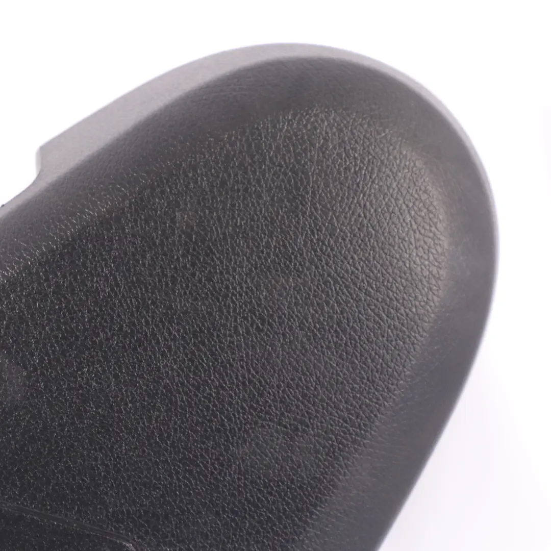 Coprisedile Mercedes ML W166 GLE C292 Pannello esterno anteriore sinistro Nero per con numero di parte A1669102004 Coprisedile Mercedes ML W166 GLE C292 Pannello esterno anteriore sinistro Nero - SKU A1669102004 - Numero di parte A1669102004