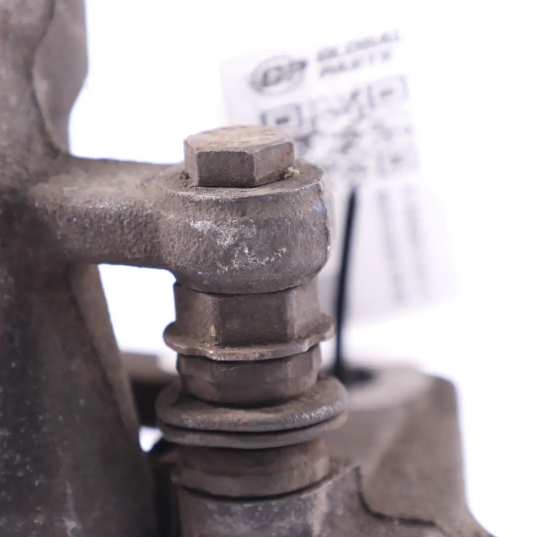 Etrier de frein de roue avant gauche 276x22 pour Mercedes 169 W245 à propos du numéro de pièce A1694201383 Mercedes 169 W245 Etrier de frein de roue avant gauche 276x22 - SKU A1694201383-1 - Numéro de pièce A1694201383