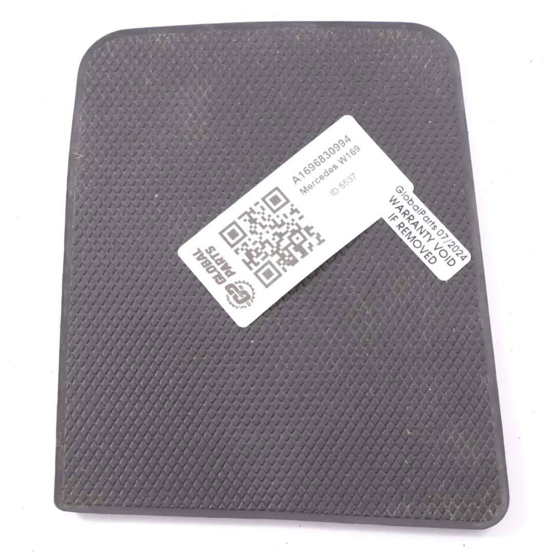 Mercedes W169 Alfombrilla de goma Portavasos Portabebidas Portavasos - SKU A1696830994 - Número de pieza A1696830994
