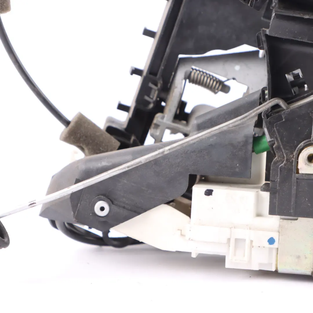 Door Lock Door Front Left N/S Key Automatic Lock to Mercedes W169 with Part number A1697204535 Mercedes W169 Door Lock Door Front Left N/S Key Automatic Lock - SKU RHD-A1697204535 - Part number A1697204535