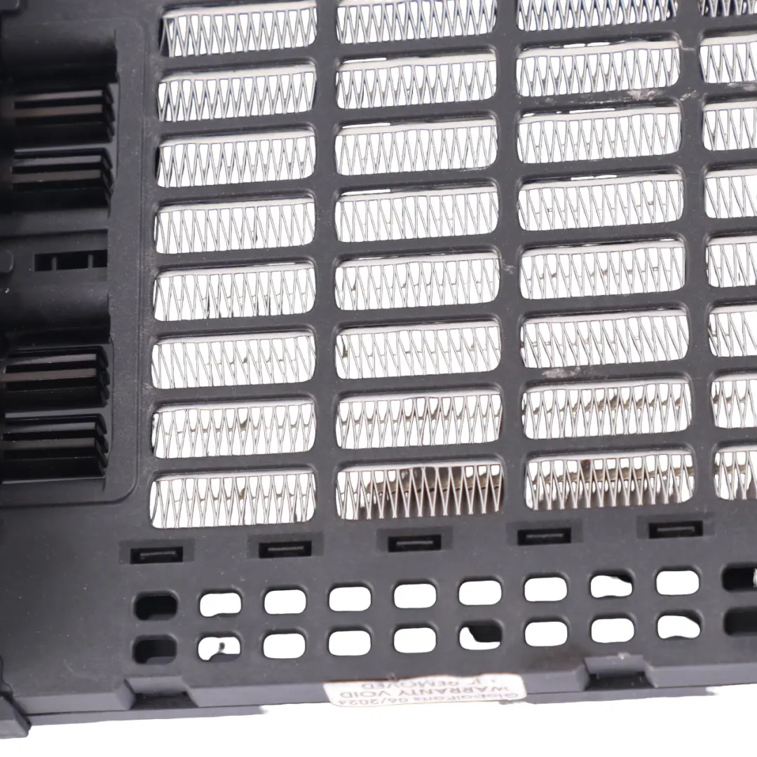 Heizungsbooster Matrix Elektrisch Zusatz A1698300861 für Mercedes W169 W245 mit Teilenummer A1698300261 Mercedes W169 W245 Heizungsbooster Matrix Elektrisch Zusatz A1698300861 - SKU A1698300261-1 - Teilenummer A1698300261