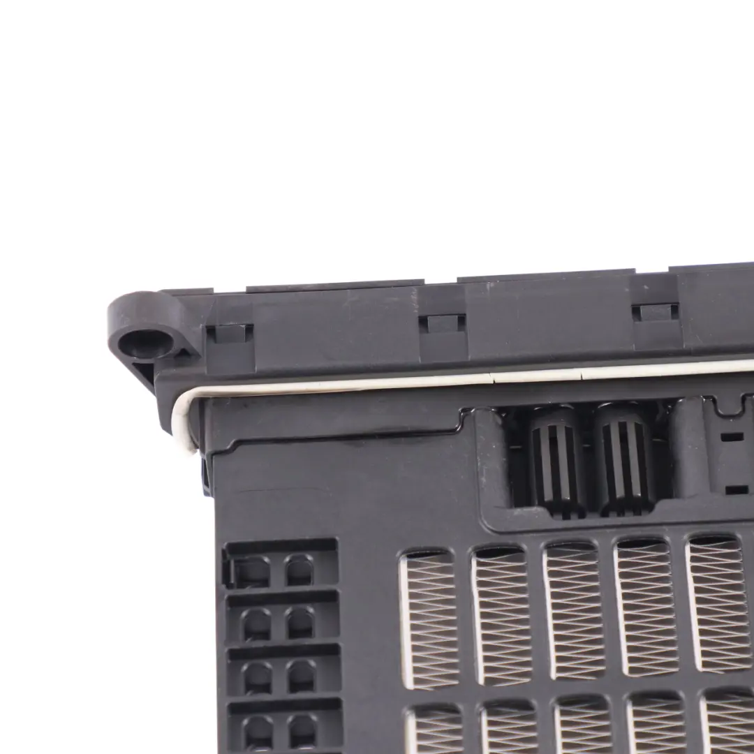 Riscaldatore Matrix Elettrico Ausiliario A1698300861 per Mercedes W169 W245 con numero di parte A1698300261 Mercedes W169 W245 Riscaldatore Matrix Elettrico Ausiliario A1698300861 - SKU A1698300261-1 - Numero di parte A1698300261