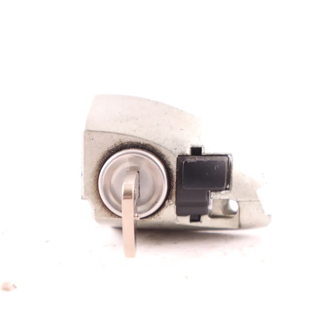 Door Lock Door Front Right O/S Key Automatic Lock to Mercedes W169 W245 with Part number A1698902067 Mercedes W169 W245 Door Lock Door Front Right O/S Key Automatic Lock - SKU RHD-A1698902067 - Part number A1698902067