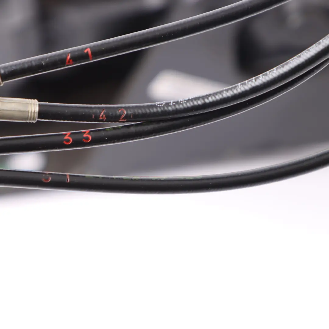 Folding Top Front Left N/S Vario Roof Mechanism Arm Hinge Lock to Mercedes R170 with Part number A1707900401 Mercedes R170 Folding Top Front Left N/S Vario Roof Mechanism Arm Hinge Lock - SKU A1707900401 - Part number A1707900401